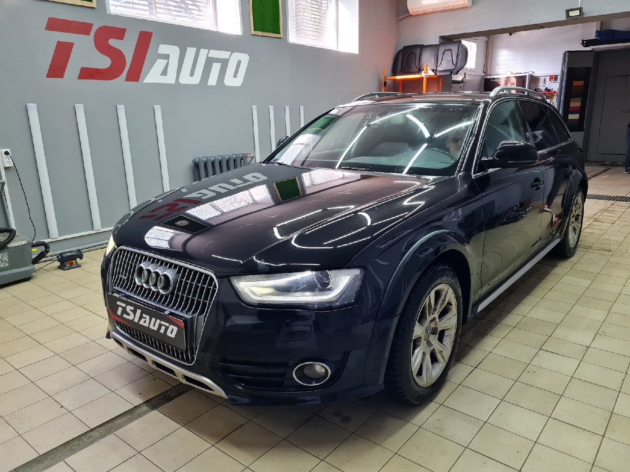 Шумоизоляция Audi A4 Allroad B8 в Рязани