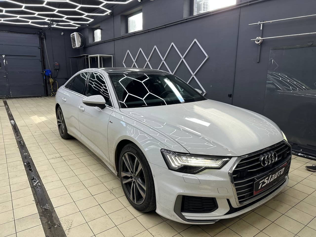 Шумоизоляция Ауди А6 С8 в Рязани