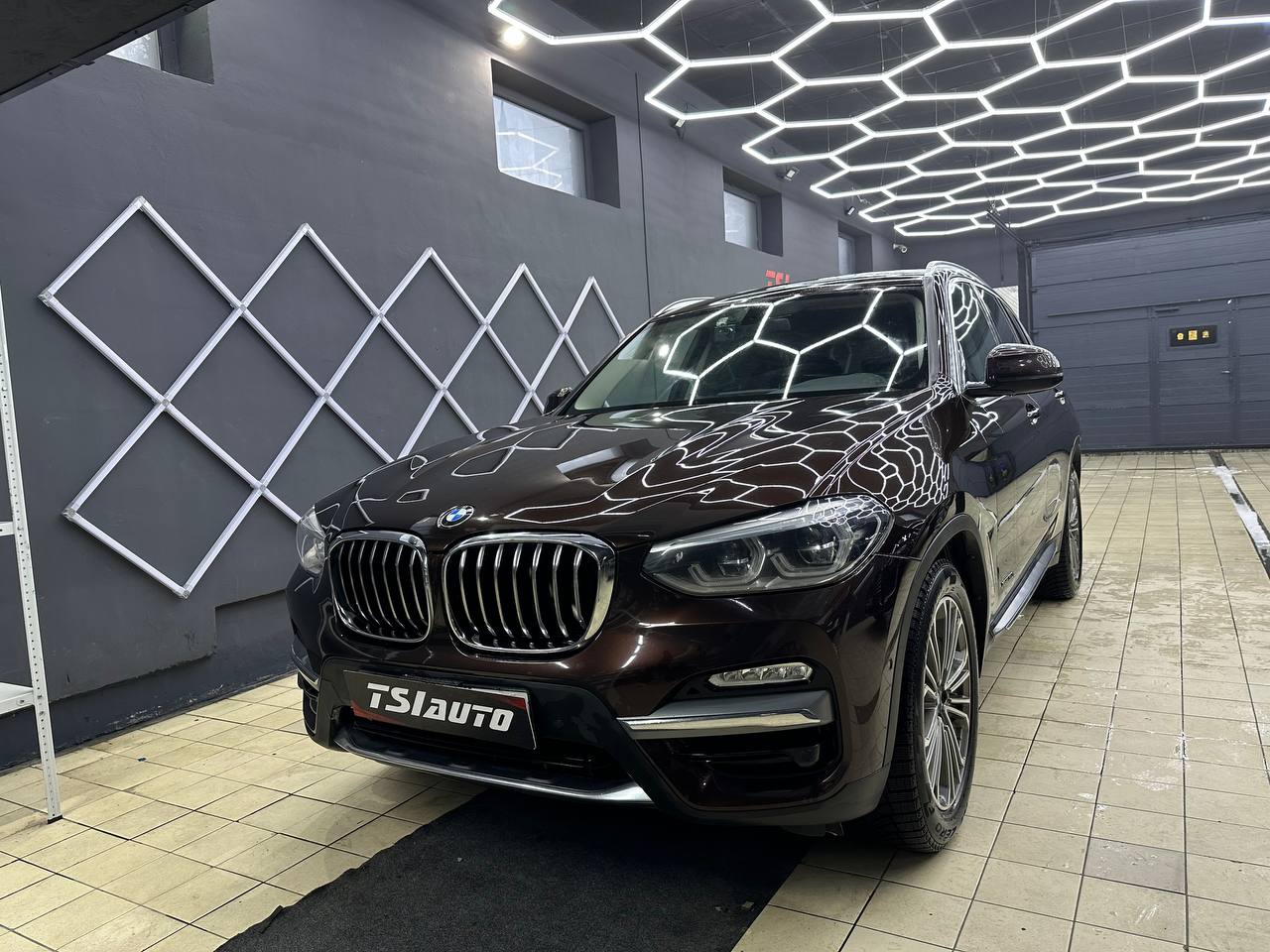 Химчистка салона BMW X3 фото и цены