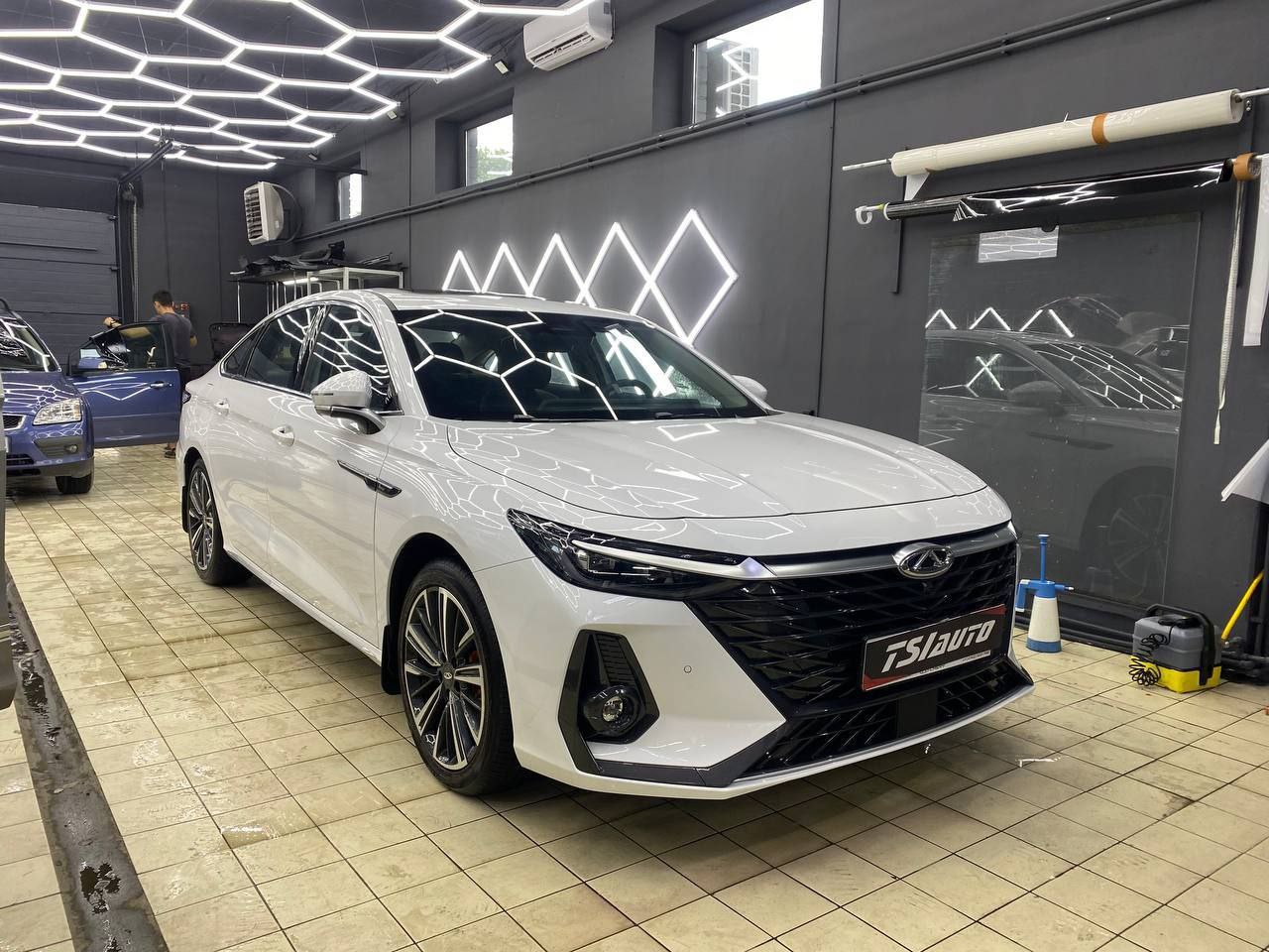 Chery Arrizo 8 шумоизоляция в пакете Элит в Рязани