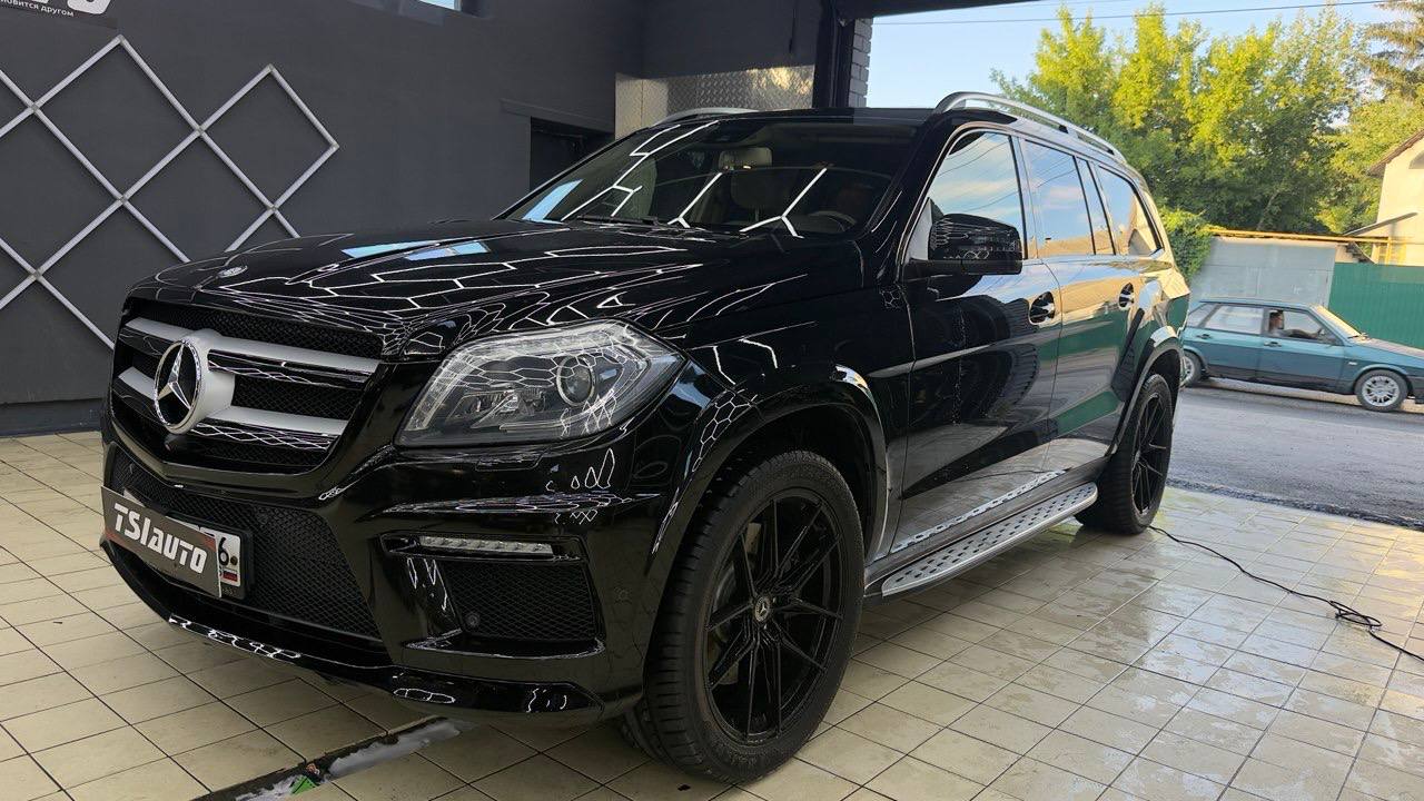 Mercedes GL 350 установка подсветки салона в Рязани