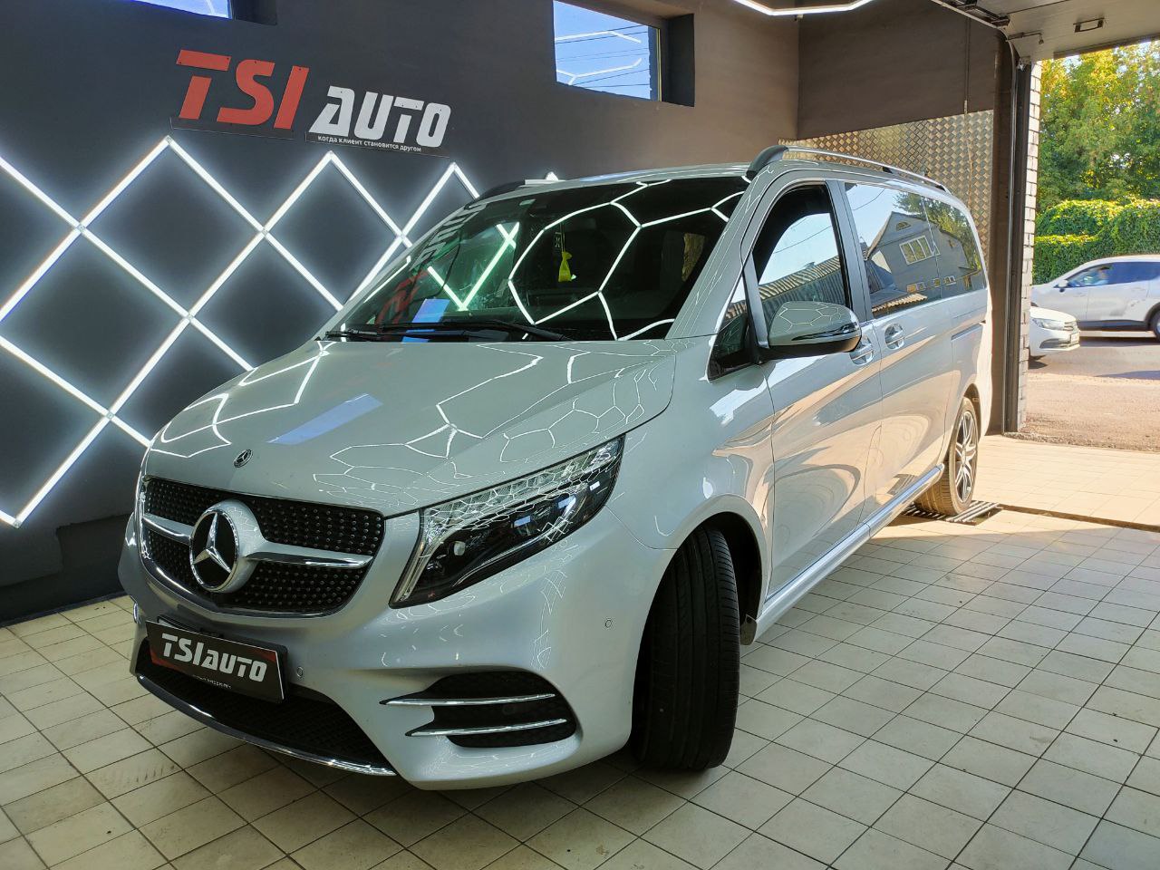 Шумоизоляция Mercedes V-Класс в Рязани