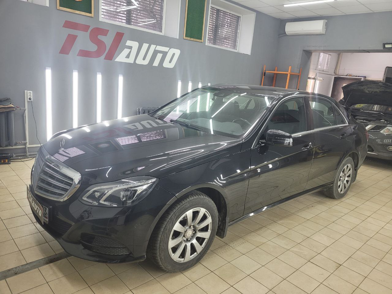 Шумоизоляция Mercedes Benz w212 в Рязани