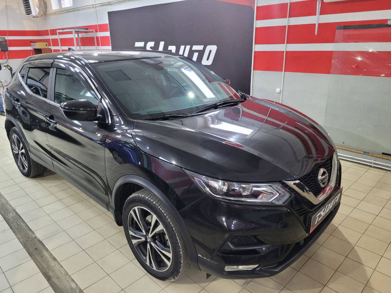 Бронирование капота Nissan Qashqai в Рязани