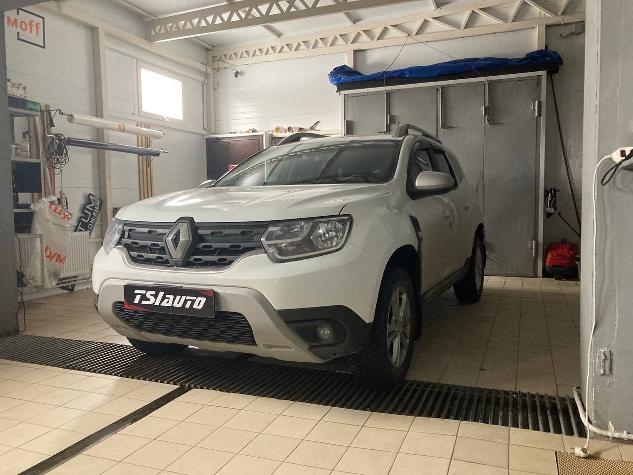 Renault Duster шумоизоляция арок в Рязани