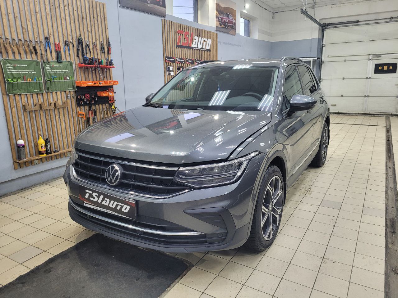 Шумоизоляция Volkswagen Tiguan 2 в Рязани - Элит Премиум