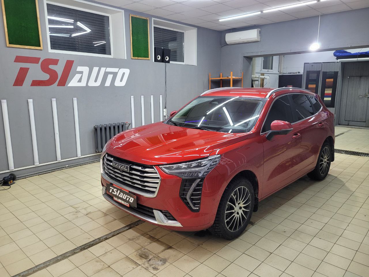 Haval Jolion установка подсветки салона в Рязани