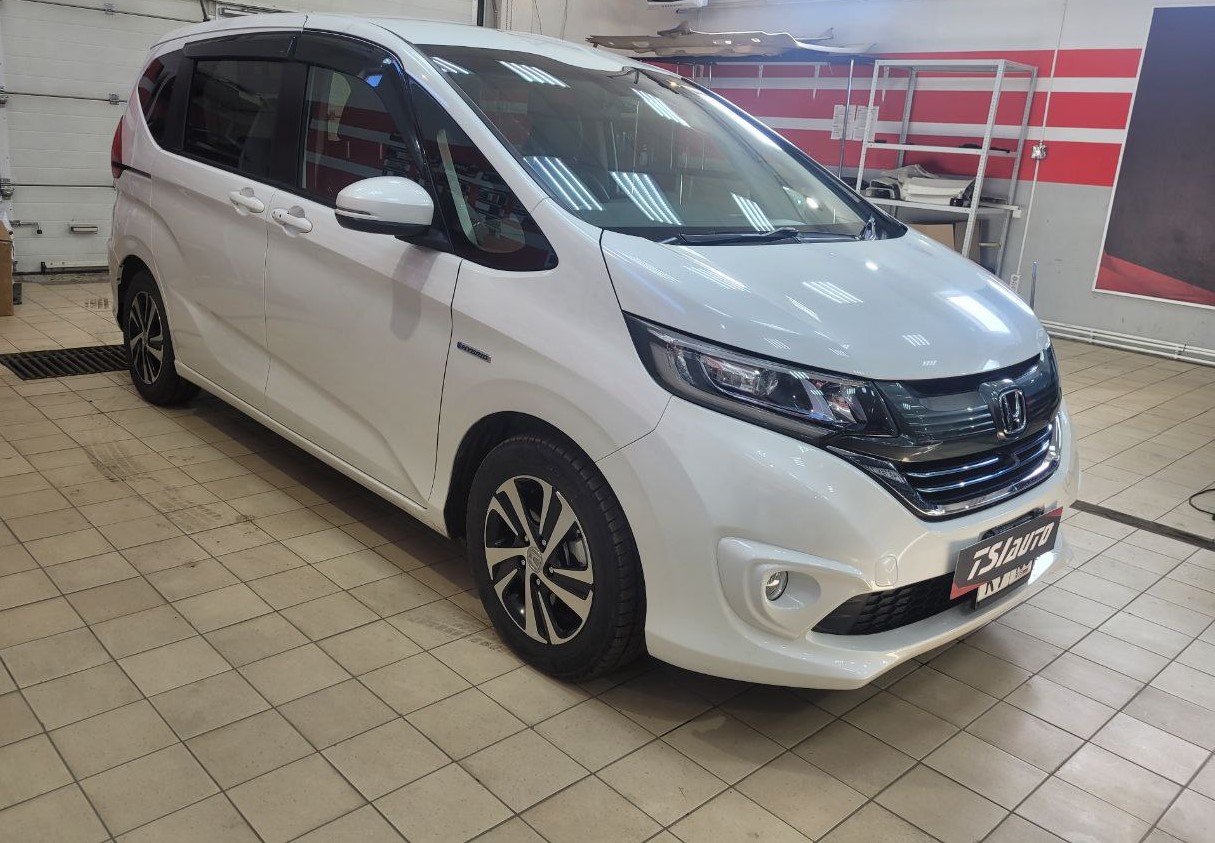 Шумоизоляция Honda Freed в Рязани в пакете Элит Премиум