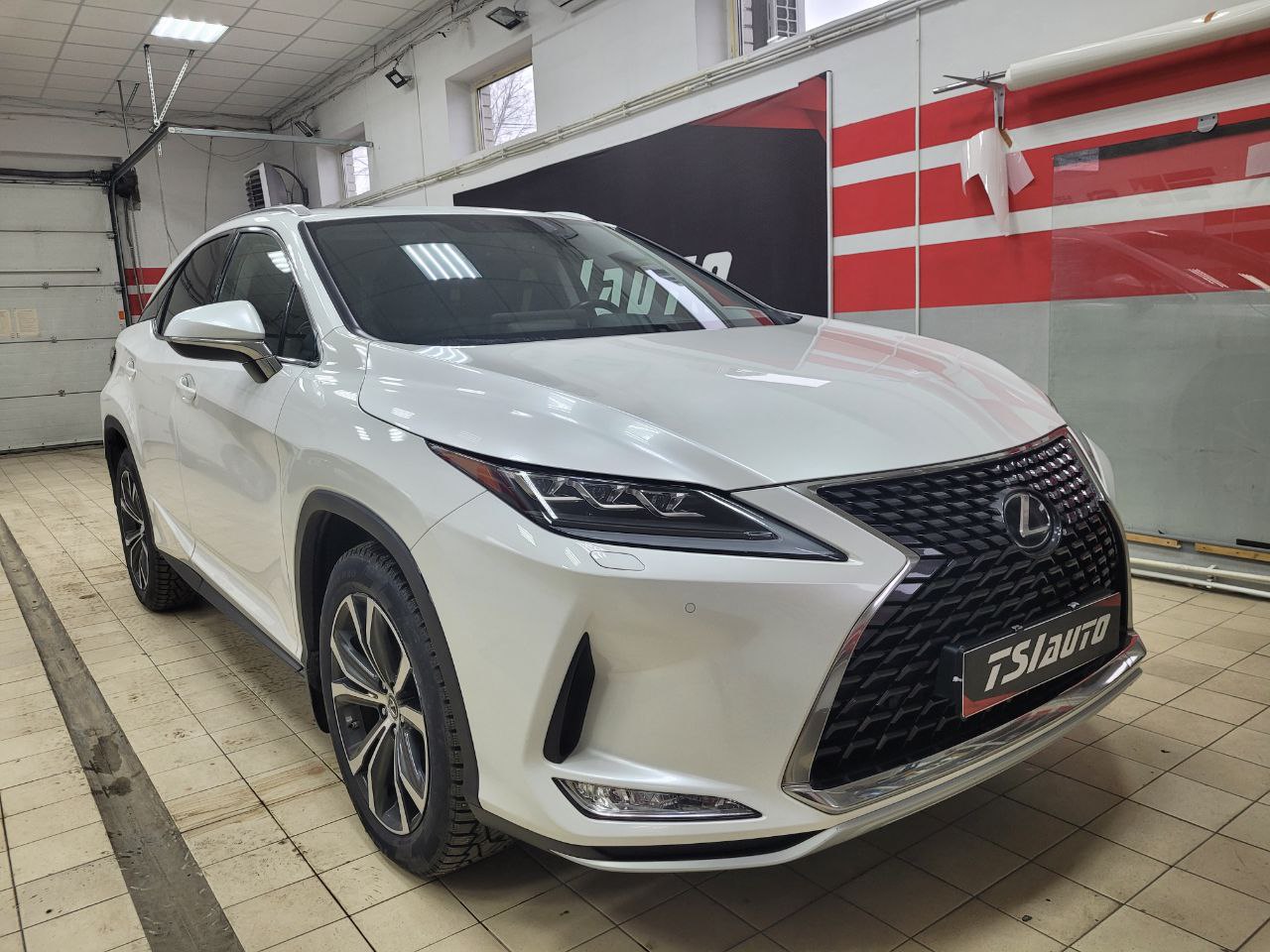 Шумоизоляция Lexus RX в Рязани максимальный пакет