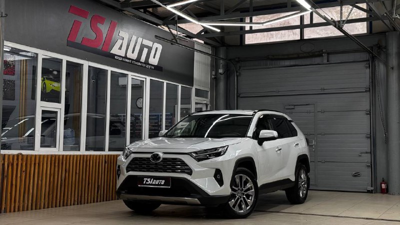 Оклейка пленкой Toyota RAV 4 в Рязани